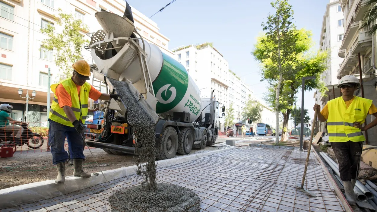 Η Lafarge σκυροδετεί στην Πανεπιστημίου 